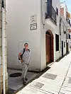 Nataša Mesarić je šetala slikovitim uličicama Sitgesa