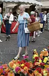 Kada je na svom francuskom imanju, uvijek ide sama na tržnicu