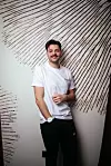 Podijelio je da voli rock klasiku, ali i žestoke bendove