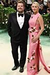 James Corden i Julia Carey