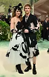 Hannah Bagshawe i Eddie Redmayne
