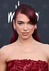 Dua Lipa na dodjeli nagrada Annual Critics‘ Choice 2024.