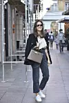 Nikolina je outfit upotpunila Hermes torbicom modela Kelly.