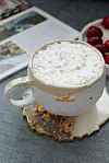 Šalica za cappuccino s potpisom domaće kreativke