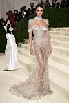 Kendall Jenner u Givenchyju