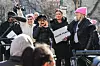 Iako je u poznim godinama, 20. siječnja 2018., pridružila se prosvjedima žena protiv Donalda Trumpa u New Yorku