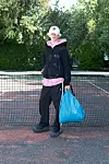 Kampanja kuće Balenciaga s kožnom torbom u obliku vreće za smeće Fotografija: Profimedia