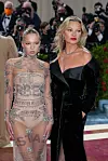 Mama i kći - Kate Moss i Lila Grace Moss Hack