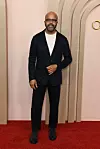 Glumac Jeffrey Wright