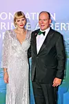 Charlene svoj povratak u Monako navodno odgađa zbog još jedne suprugove afere.