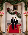 Melania i Donald fotografirali su se na stubištu Bijele kuće odjeveni u ista odijela.