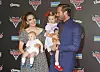 Armie Hammer sa ženom Elizabeth Chambers Hammer i djecom