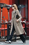 Ležerni stil a la Kaia Gerber.