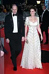 2020. godine također je nosila kreaciju Alexander McQueen