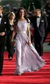 Na prvu dodjelu stigla je u prekrasnoj lila haljini Alexander McQueen
