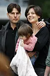 Tom Cruise, Katie Holmes i Suri Cruise snimljeni u Zološkom vrtu u Berlinu 2007. godine