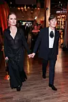 Yvonne McGuinness prati supruga Cillian Murphyja na dodjelu nagrada 30th Screen Actors Guild Awards