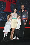 Lily Allen i David Harbour s njezinim kćerima Marnie Rose Cooper i Ethel Cooper na premijeri četvrte sezone 'Stranger Thingsa' u New Yorku 2022.