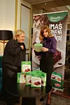 Glumica Areta Ćurković i političarka Biljana Borzan sa zanimanjem su analizirale sastav Podravkinih brownieja.