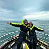 Za izlet brodom Davor Špišić i Anita Schmidt dobili su zaštitne kombinezone, inače bi bili mokri do kože
