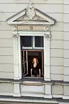 Za decentnu šminku zaslužna je Simona Antonović, dok iza stajlinga stoji Katija Šimundić