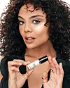 Ambasadorica Armani Beautyja je glumica Tessa Thompson