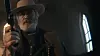 Alec Baldwin u sceni iz filma Rust s pištoljem s kojim je nenamjerno upucao Halynu Hutchins