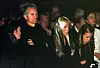 Posljednji ispraćaj Giannija Versacea 22. srpnja 1997., dizajnerova teta, stariji brat Santo i sestra Donatella u katedrali u Milanu