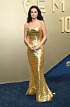 Selena Gomez odlučila se za spektakularnu zlatnu Louis Vuitton haljinu