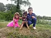 Martin i Nika Kosovec sa svojm ljubimcem vučjakom Gromom