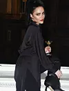 Dugo je bila platinasto plava, ali sada se, kaže, bolje osjeća u tamnijoj nijansi