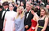 Jenna Malone, Sienna Miller, Kevin Costner, Isabelle Fuhrman i Georgia MacPhail