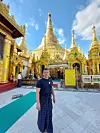 Poznati povjesničar bio je u pagodi Shwedagon, najsvetijem budističkom mjestu u Mjanmaru