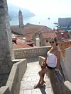 Ljeta joj ne bi bila ‘ta‘ bez lubenica, pečenog kukuruza na plaži, sladoleda, hobotnice na sve načine, salati od smokava, pršuta i slanog sira i drugih delicija