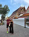 Saša i supruga posjetili su i kompleks budističkog hrama Wat Pho u Bangkoku, a riječ je o jednom od najvećih i najstarijih hramova u gradu
