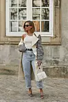 Klasični baloner s modernim pomakom i luksuzni modni dodaci upotpunit će basic outfit