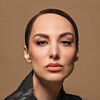Fotografije NEJA MARKIČEVIĆ/CROPIX Make-up MARIJANA GLUIĆ ZA ARMANI BEAUTY Stilist kose IVICA PALINIĆ ZA KOSA BY A&I Obrada fotografija VJERAN LISJAK