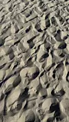 Sitni pijesak na svakom je koraku plaža