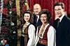 Obitelj u nekim sretnijim vremenima. Kralj Harald V., kraljica Sonja i njihova djeca, princeza Märtha Louise i princ, a sada novi norveški kralj Haakon