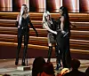 Sporne kreacije dviju glazbenica potpisuje Donatella Versace