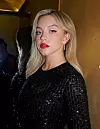 ... kao i za kosu glumice Sydney Sweeney koja je za ljeto poželjela svjetliju i zlatniju nijasnu