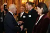Glumac Damian Lewis oraspoložio ga je na prijamu u Buckinghamskoj palači, dan prije 76.rođendana