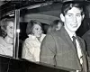 Charles u društvu sestre Anne i prijateljice 1966., po povratku iz kina