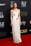 Allison Williams za Critics Choice dodjelu odabrala je kombinezon sa širokim nogavicama libanonskog dizajnera Zuhaira Murada