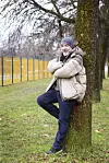 Novi je roman najavljivao pod naslovom ‘Deseti povjerenik‘, ali na kraju je odabrao da se zove ‘Zadnja ruka‘.