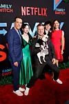 Filmsku ekipu predvode Ed Helms, Emma Myers, McG, Brady Noon i Jennifer Garner