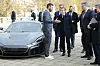 Među stotinjak uzvanika bio je i izvršni direktor Rimac Grupe Mate Rimac i glavni direktor za operacije tvrtke Bugatti Rimac Christophe Piochon koji su francuskom predsjedniku predstavili dva automobila marke Nevera i Bugatti.