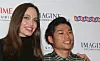 Pax Thien Jolie-Pitt s ponosnom majkom