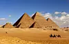 Piramide u Gizi, u neposrednoj okolici Kaira.