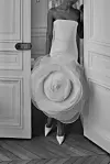 Ključan komad u posljednjoj bridal kolekciji brenda Mihano Momosa je cvijet u novim, većim dimenzijama